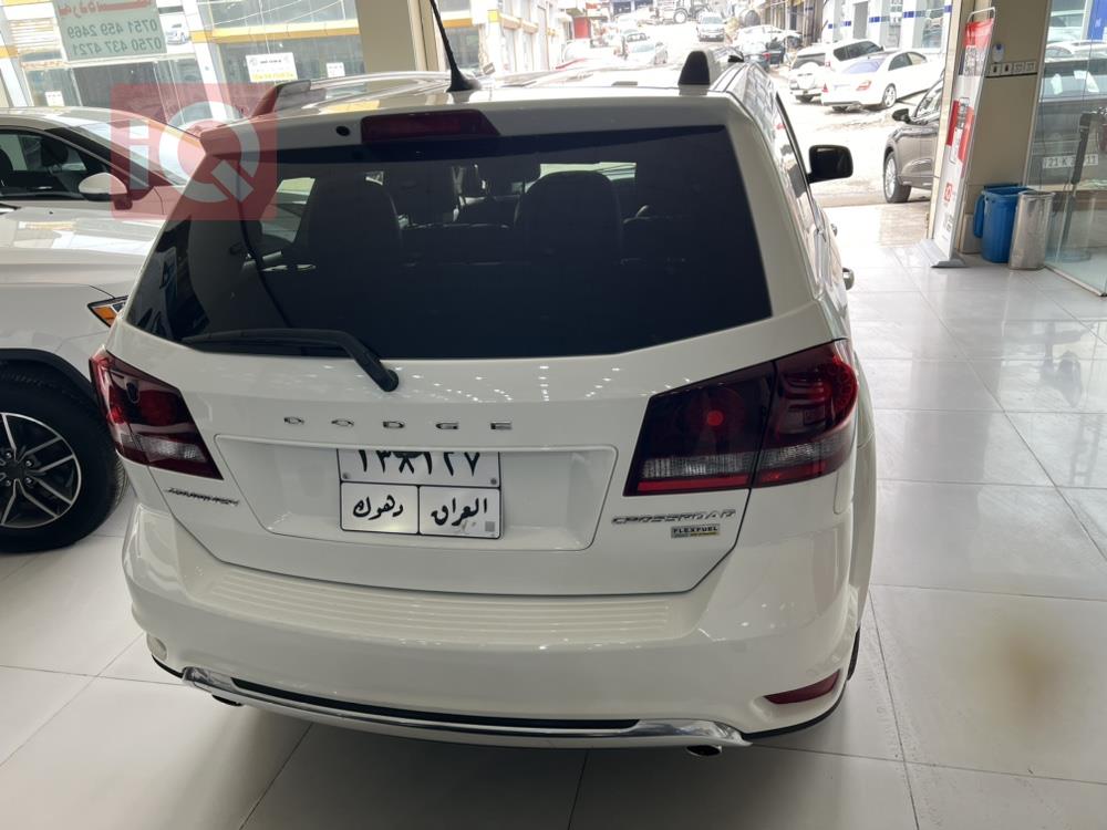 دودج جورني